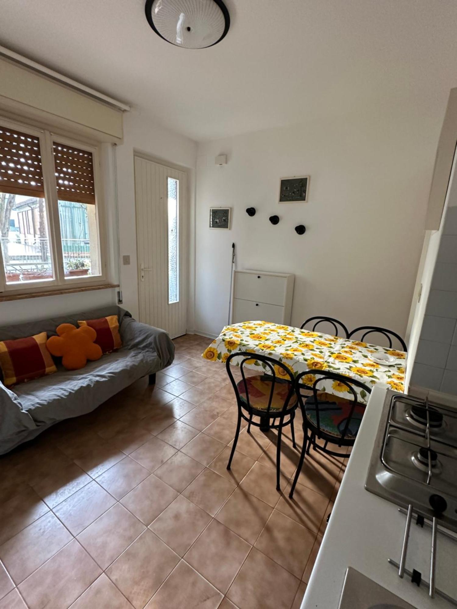 Verdi Apartment Lignano Sabbiadoro Exterior photo