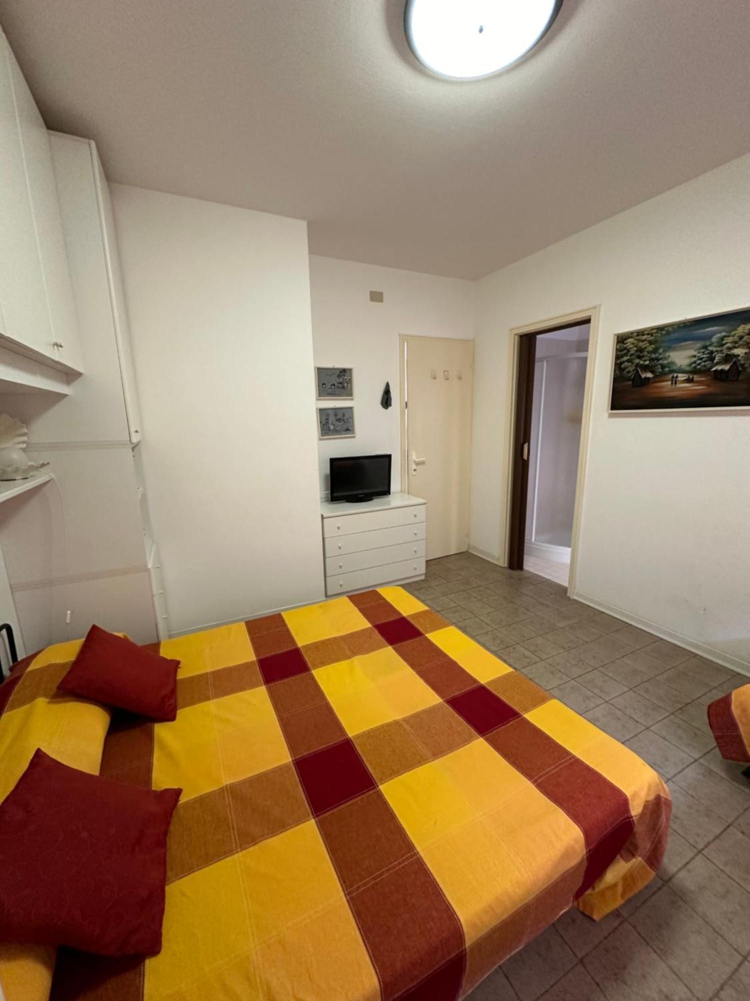 Verdi Apartment Lignano Sabbiadoro Exterior photo