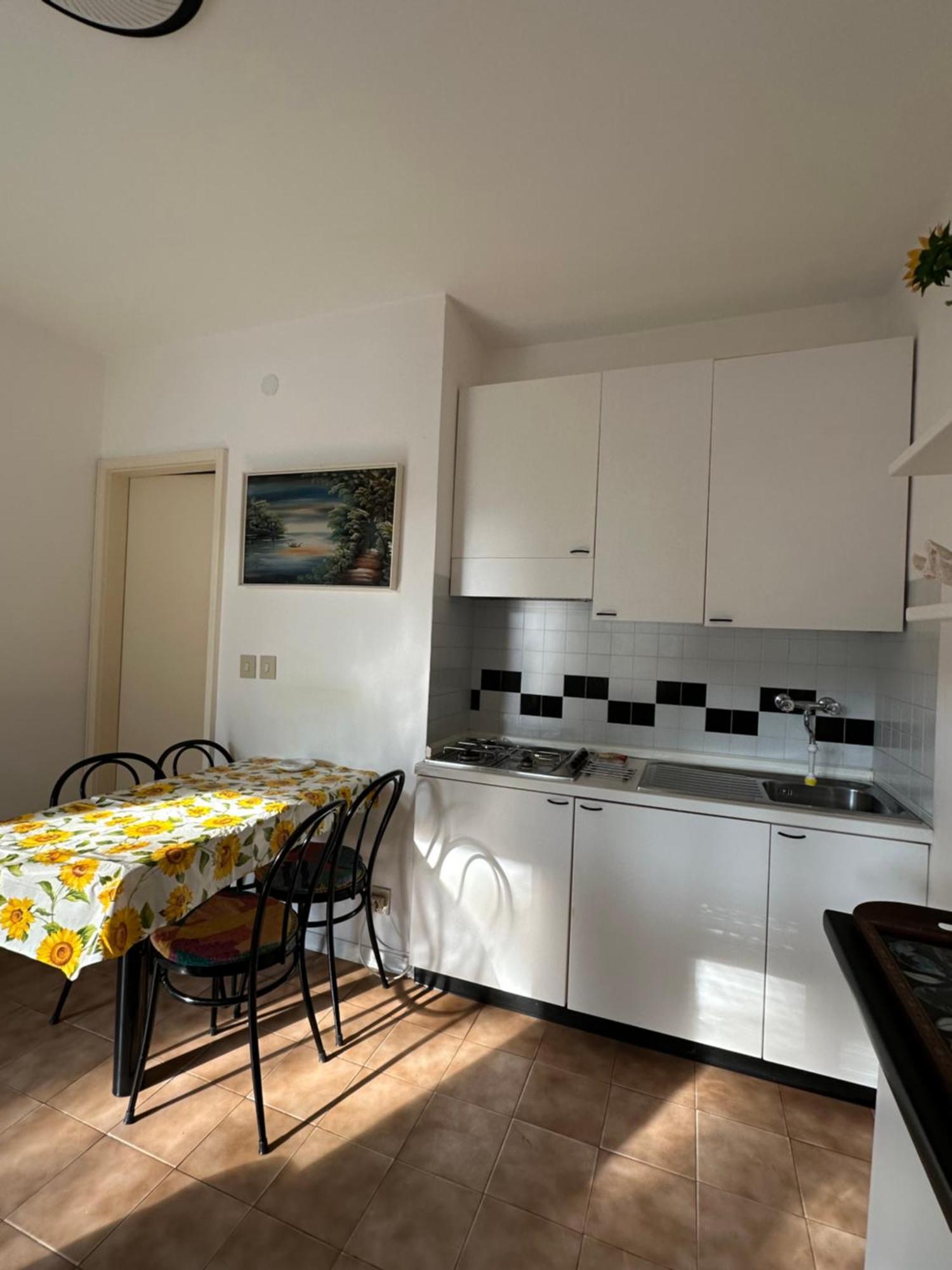 Verdi Apartment Lignano Sabbiadoro Exterior photo